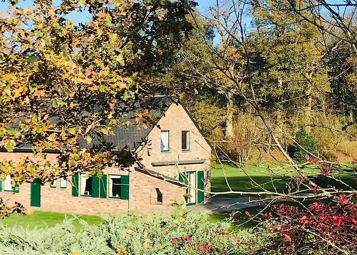 Lovely Meadow House In The Land Of Croix Scaille